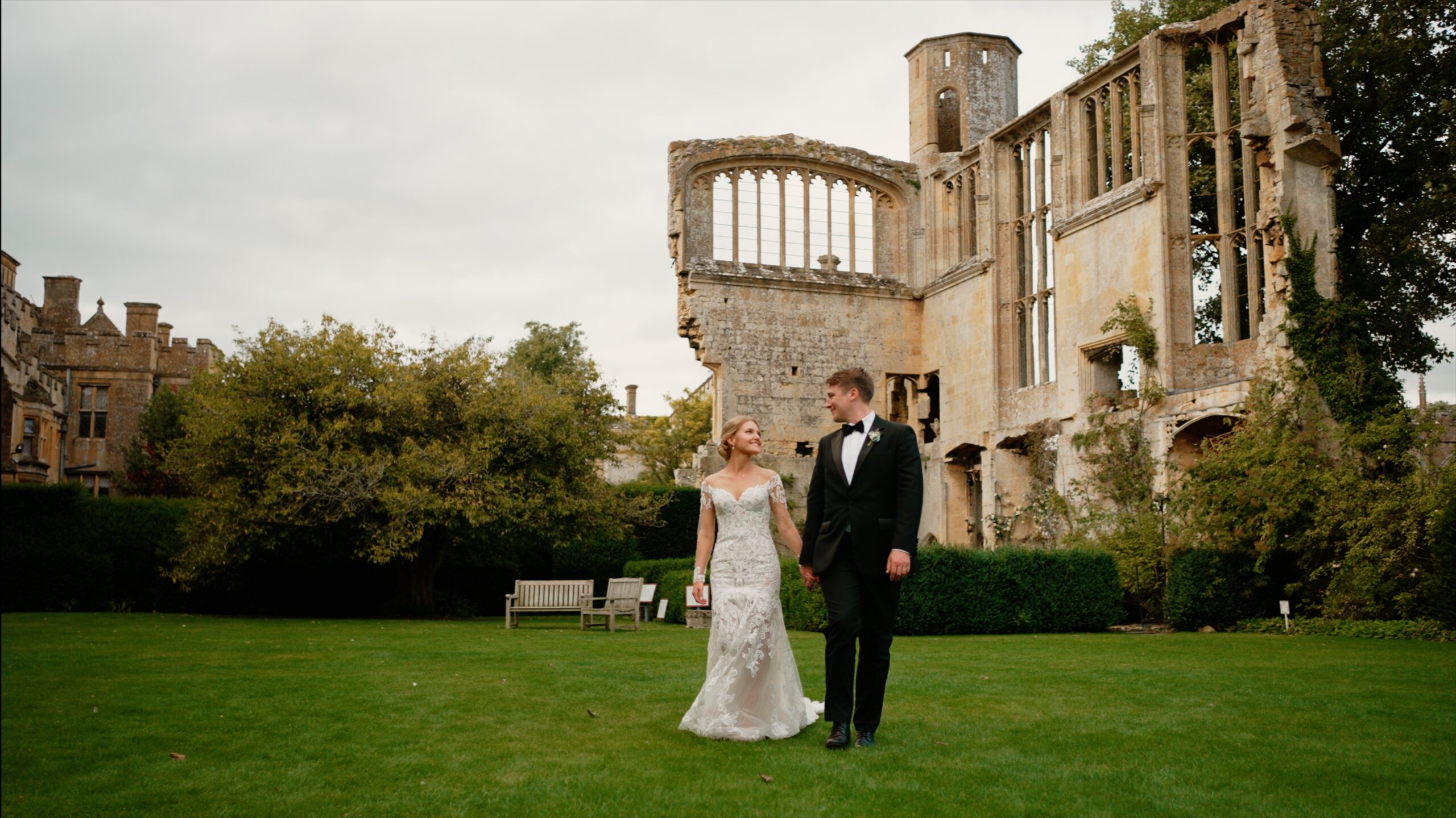 A bride and groom at the wedding in Sudeley Castle, the cotswolds
